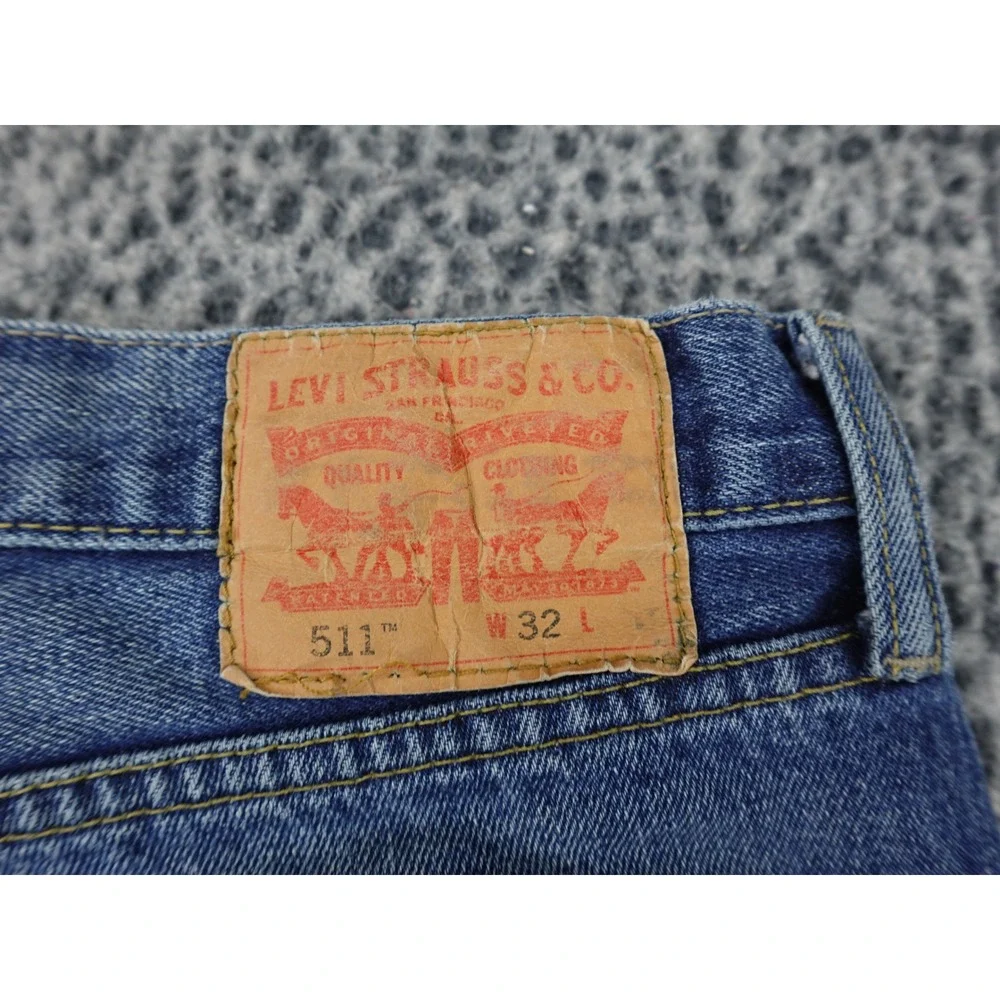 Levi's 511 Slim Fit Denim Shorts Mens 32 Blue Medium Wash Raw Hem Cut Off